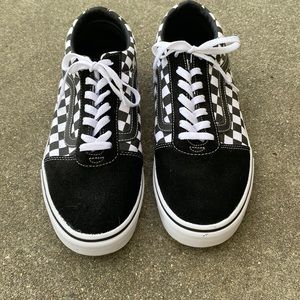 Mens Vans sneakers in size 12.